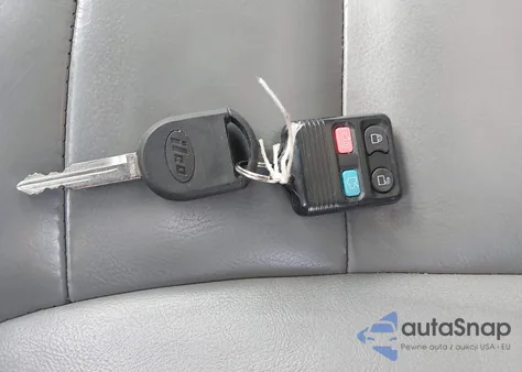 2005 Ford Escape Hybrid из США, поврежденный, VIN 1FMYU96H95KB78005